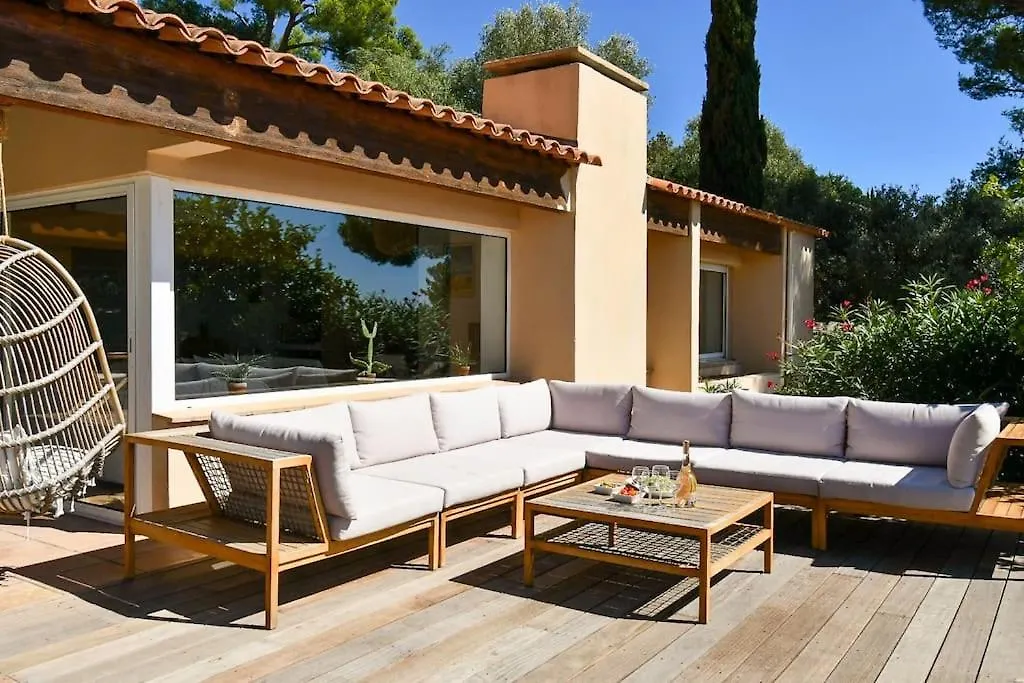 Villa Palm Springs Superb Sea View, Terrasse And Swimming Pool Carqueiranne